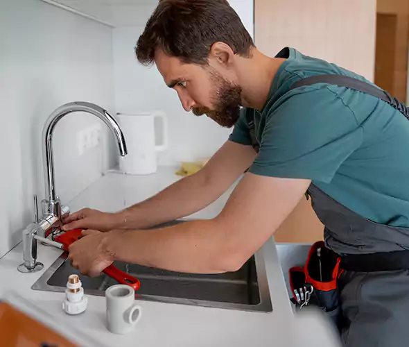Professional Faucet Replacement Specialist in Copiague, NY: Schedule Affordable Faucet Replacement Services with Us