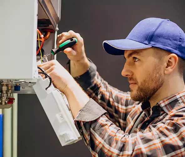Expert Plumber for Tankless Water Heater Maintenance in Copiague, NY: Schedule Professional Maintenance Services with Us