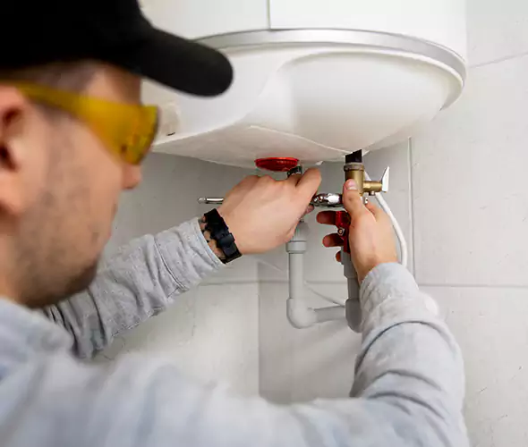 Get Affordable Water Heater Repair Service in Copiague, NY