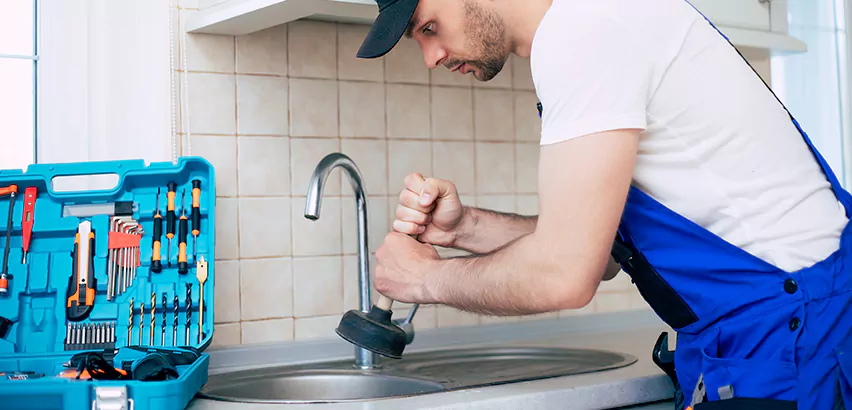 Emergency Plumber in Copiague